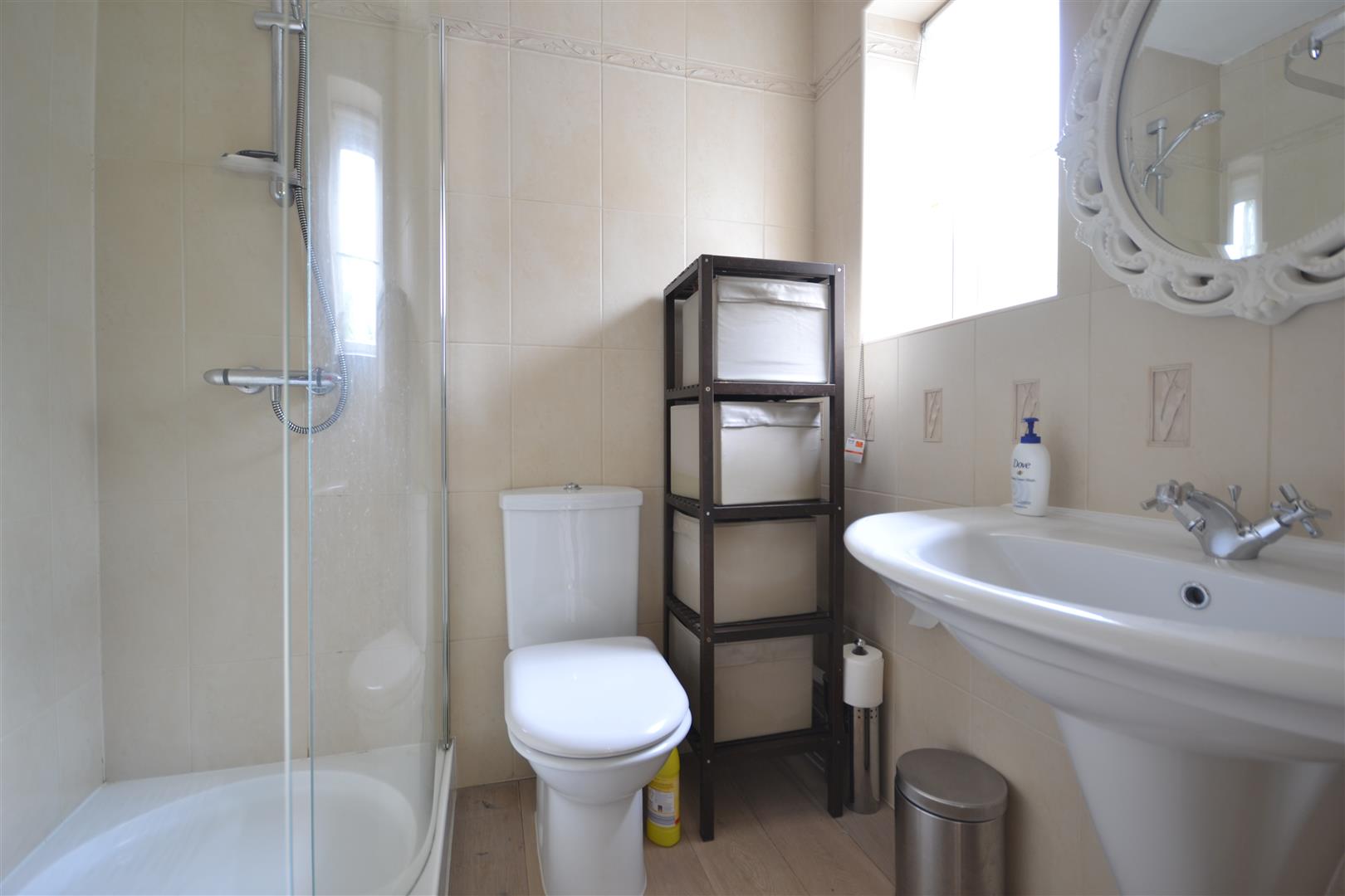 ENSUITE TO BEDROOM ONE